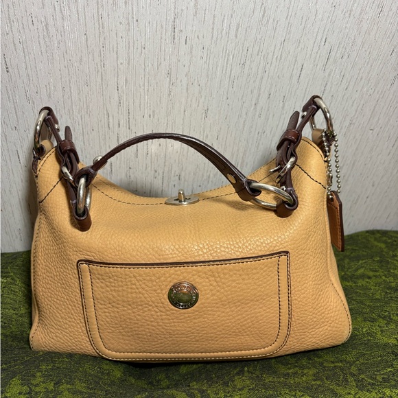 coach Chelsea turnlock tan leather handbag - Picture 3 of 17